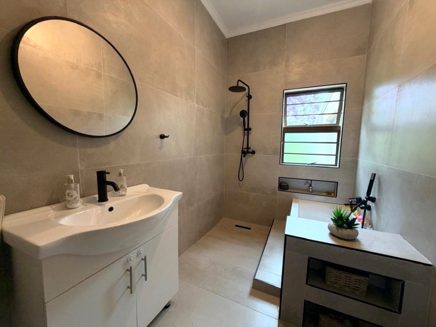3 Bedroom Property for Sale in Nahoon Valley Park Eastern Cape